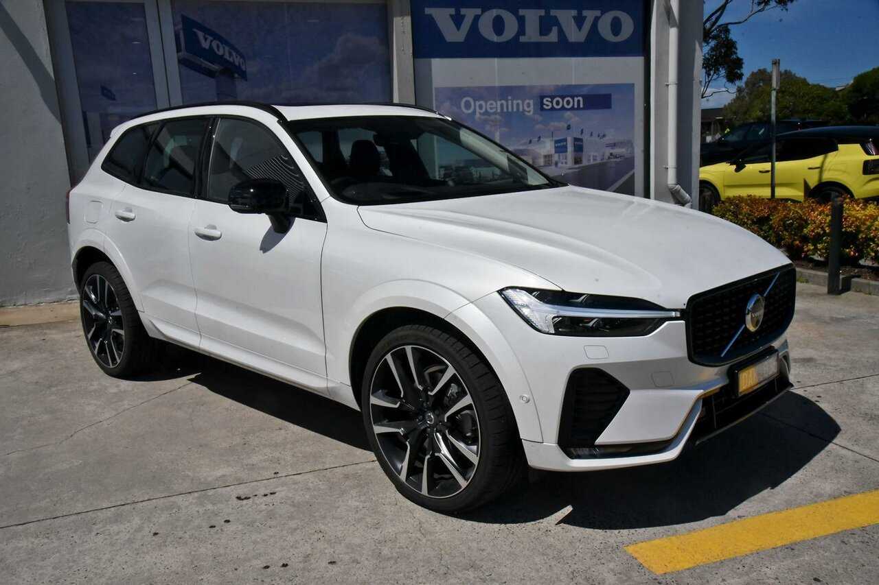 Volvo  XC60 Ultimate, B6 Mild Hybrid, Petrol, Dark