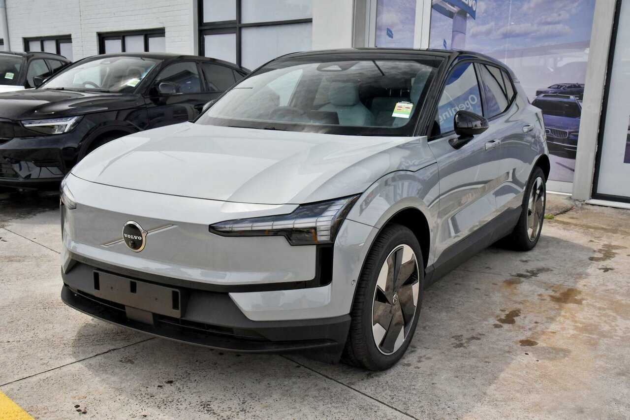 Volvo  EX30 Ultra, Single Motor Extended Range, Electric