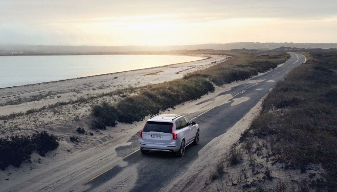 Volvo  XC90 Ultra, T8 AWD Plug-in hybrid, Electric/Petrol, Dark, 7 Seats