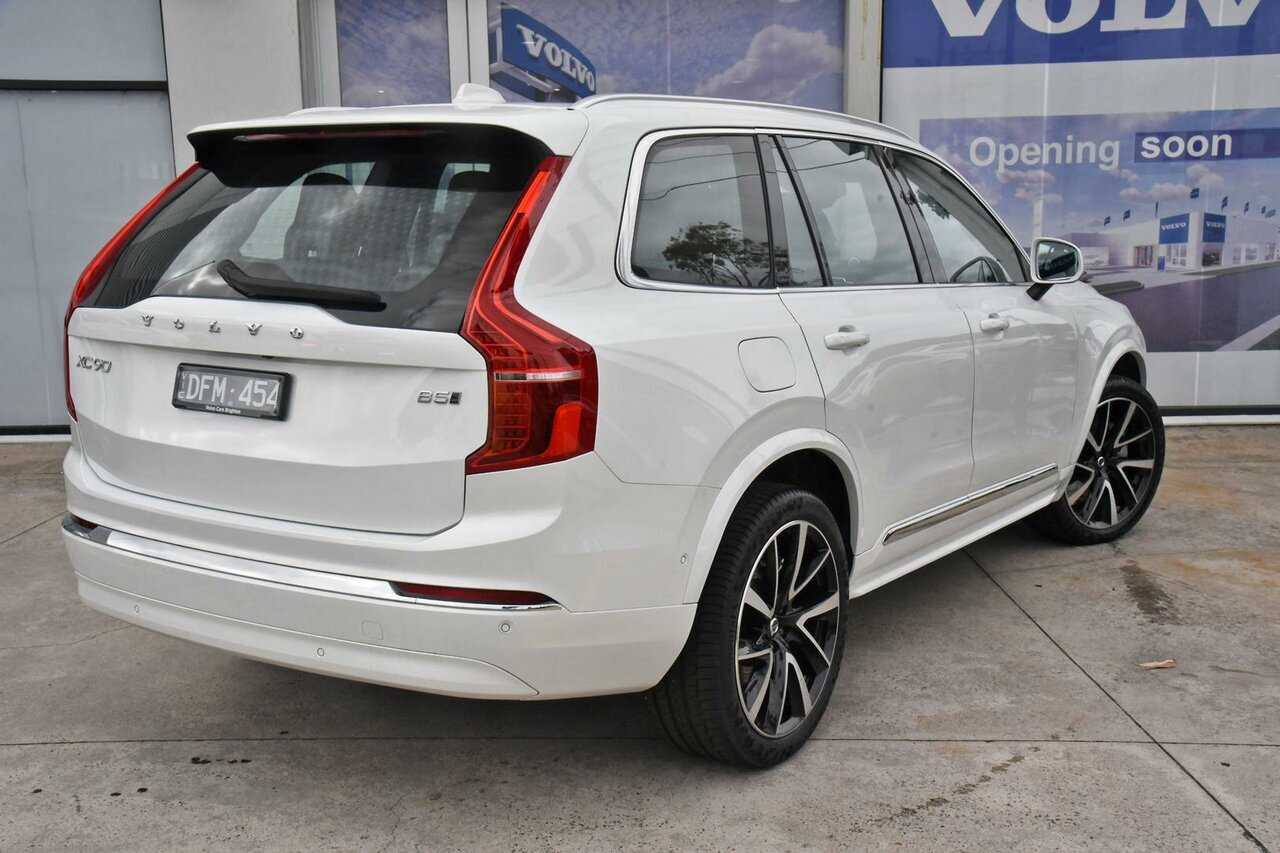 Volvo  XC90 Ultimate, B5 AWD Mild hybrid, Petrol, Bright, 7 Seats