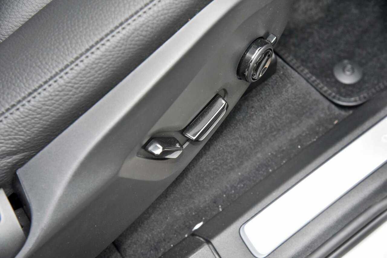 Volvo  XC90 Ultimate, B5 AWD Mild hybrid, Petrol, Bright, 7 Seats