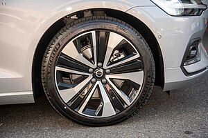 Volvo  S60 Ultra, B5 AWD Mild hybrid, Petrol, Bright