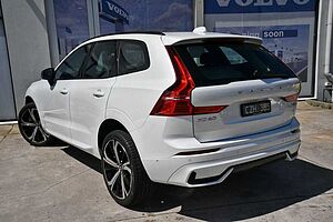 Volvo  XC60 Ultimate, B6 Mild Hybrid, Petrol, Dark