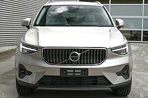 Volvo  XC40 Ultimate, B4 Mild Hybrid, Petrol, Bright