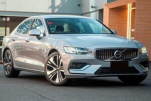 Volvo  S60 Ultra, B5 AWD Mild hybrid, Petrol, Bright