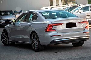 Volvo  S60 Ultra, B5 AWD Mild hybrid, Petrol, Bright