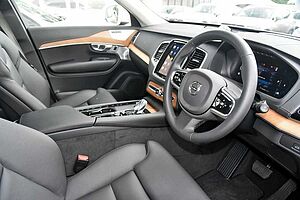 Volvo  XC90 Ultimate, B5 AWD Mild hybrid, Petrol, Bright, 7 Seats